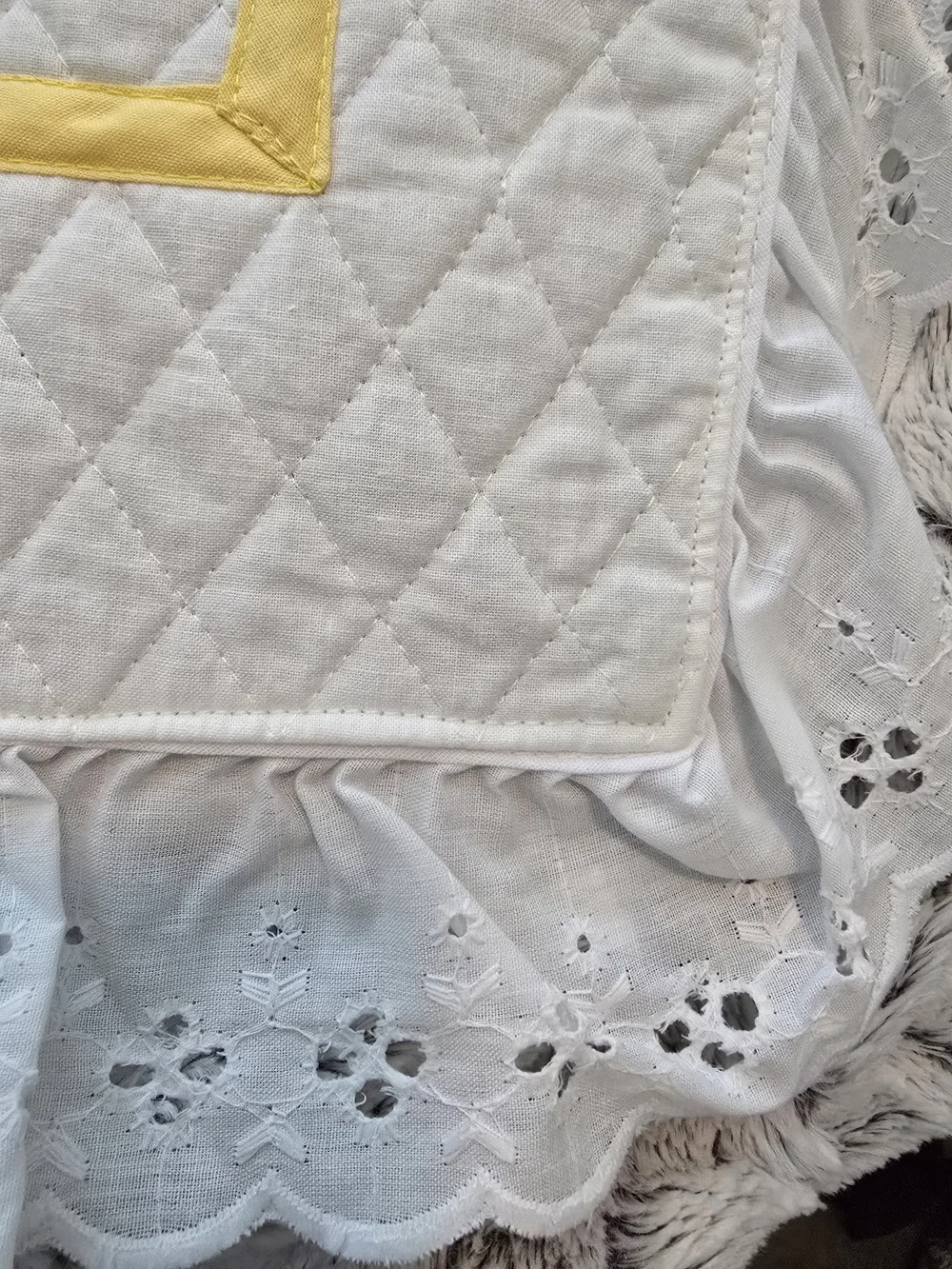 Rare Vintage Yellow Duck Appliqué Baby Quilt 32x40 EUC Cottagecore